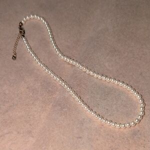 ❤️‍🔥10/$10❤️‍🔥 Vintage Mini Faux Pearl Beaded Necklace